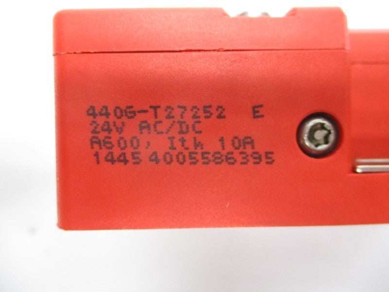 ALLEN BRADLEY 440G-T27252 SER. E 24VAC/DC 10A (WH) NSMP