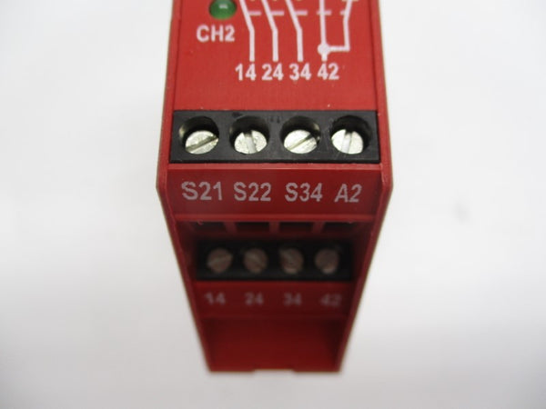 ALLEN BRADLEY 440R-N23126 SER. C 24VAC/DC 3A NSNP