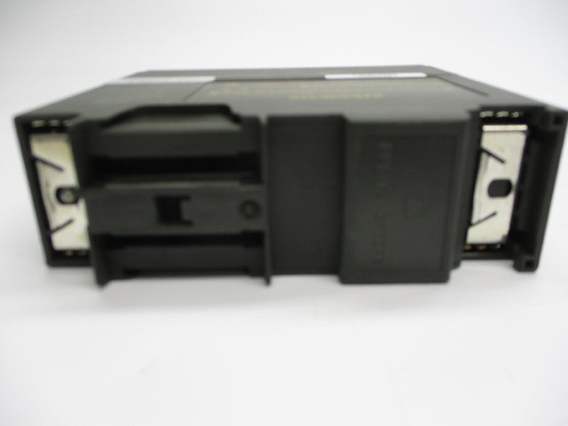 SIEMENS 6ES7321-1EH01-0AA0 79-132VAC UNMP