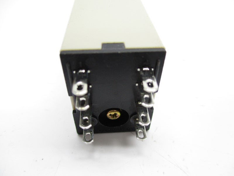 OMRON H3YN-2 100-120VAC 5A 0.1S-10M NSMP