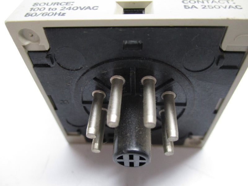 OMRON H3CR-A8 100-240VAC 5A NSNP
