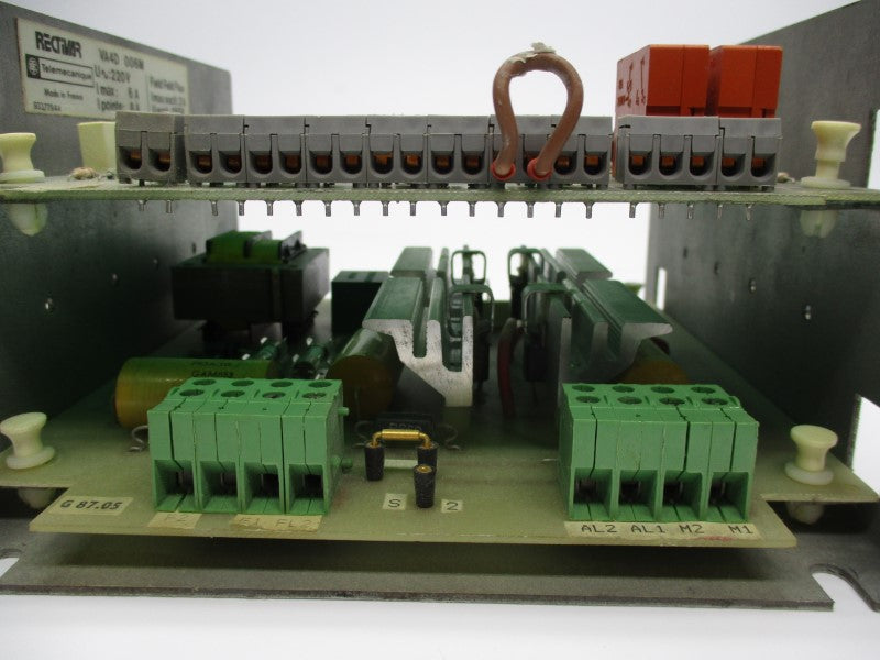 TELEMECANIQUE VA4D006M 220V 8A UNMP