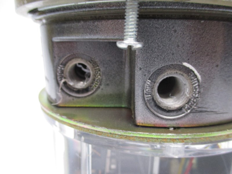 DWYER 3002C 25PSI 0-2" UNMP