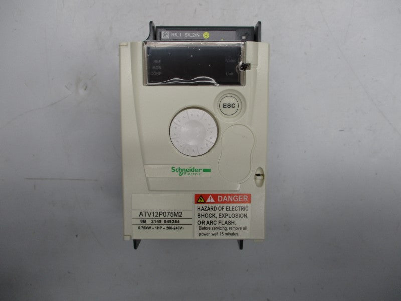 SCHNEIDER ELECTRIC ATV12P075M2 200-240V 10.2A NSMP