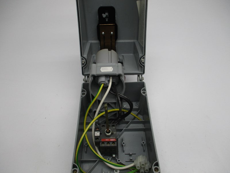 LEVITON 530MI7W 277/480VAC 30A NSNP