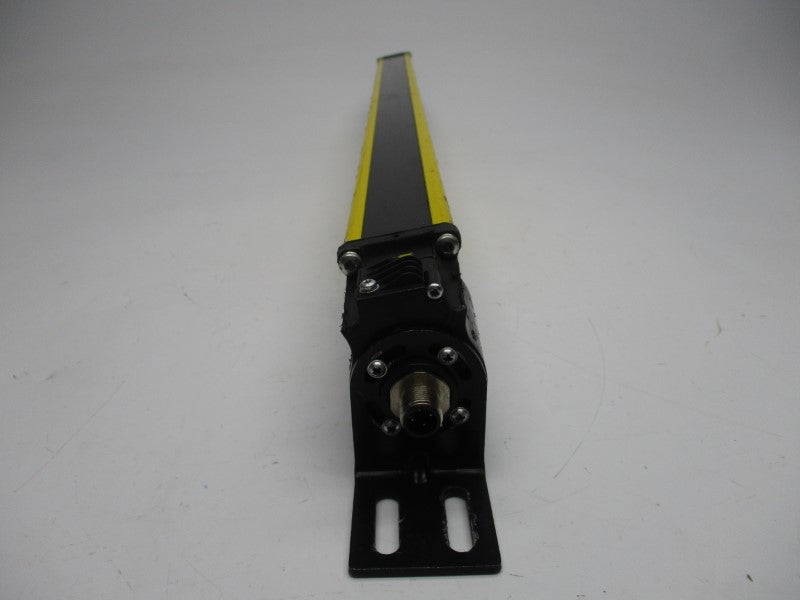 ALLEN BRADLEY 440L-T4J0640YD SER. A 24VDC REV. A UNMP