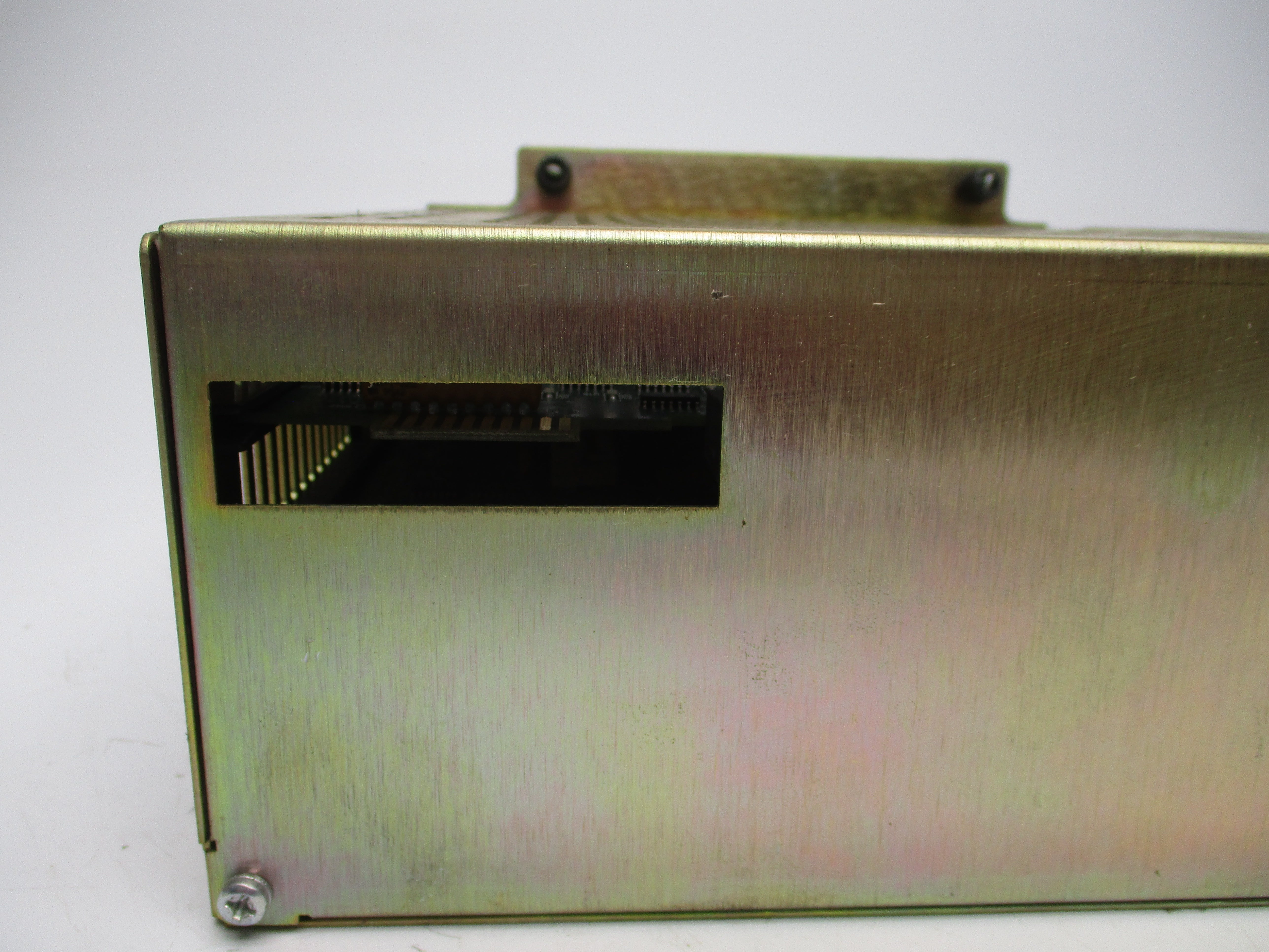 EATON 26PKPM2000 92-00924-03 110/230V 2A UNMP