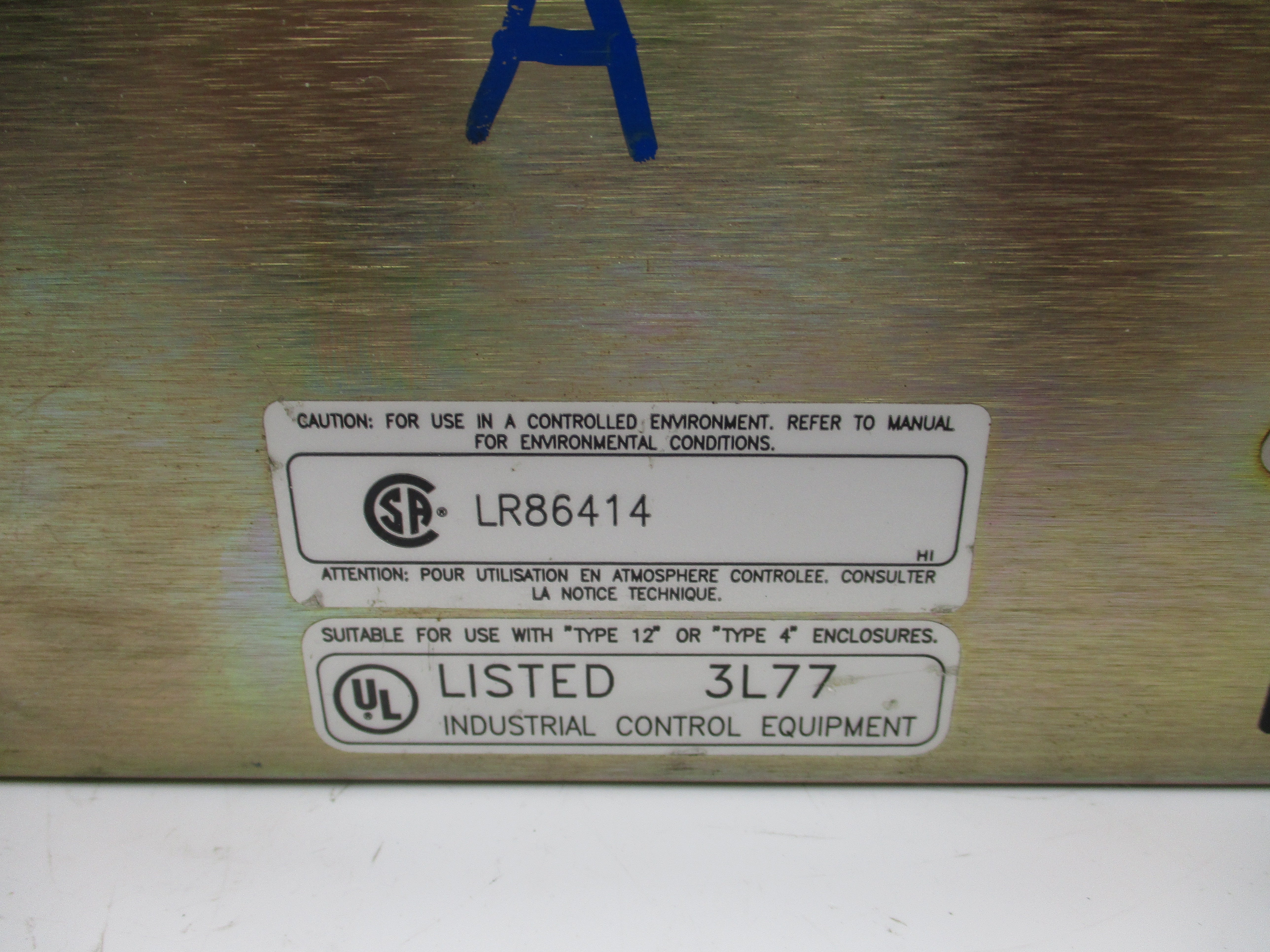 EATON 26PKPM2000 92-00924-03 110/230V 2A UNMP
