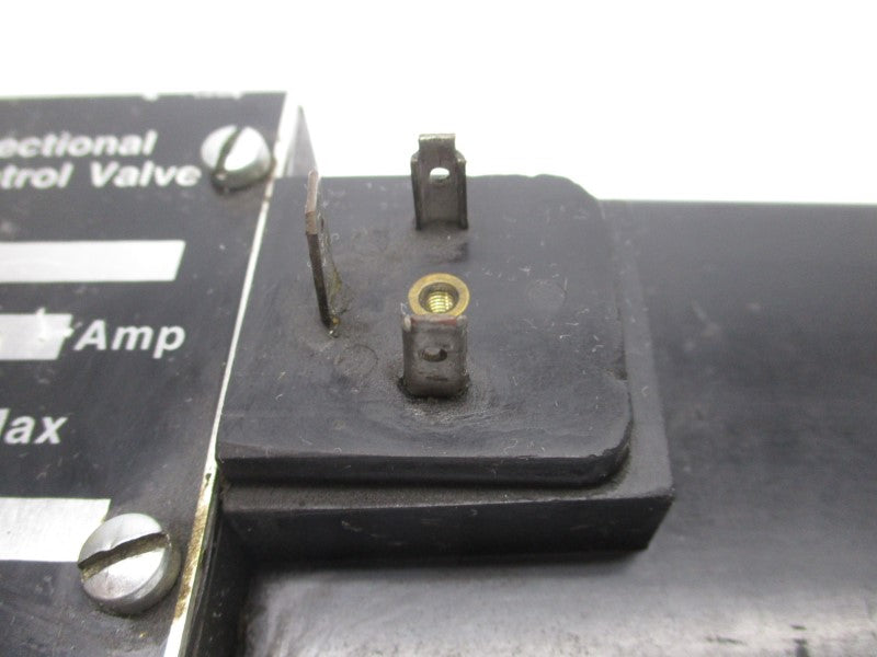 PARKER D3W8CNYPS14 110-120V 0.30A 5000PSI UNMP