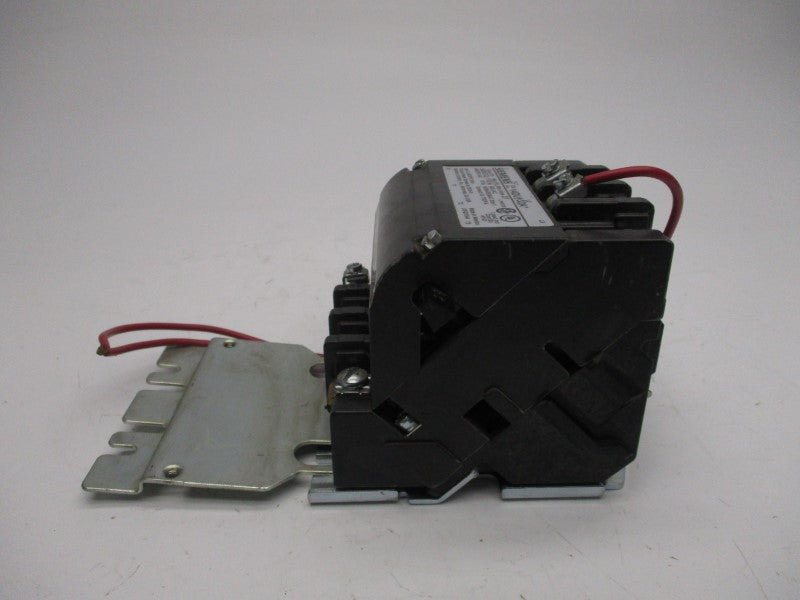 SIEMENS 14DU+32A 220-240V 27A (AS IS) NSNP