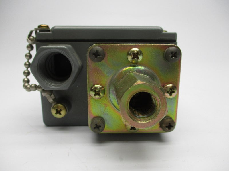SQUARE D 9012GAW-6 SER. C 5-250PSI NSNP