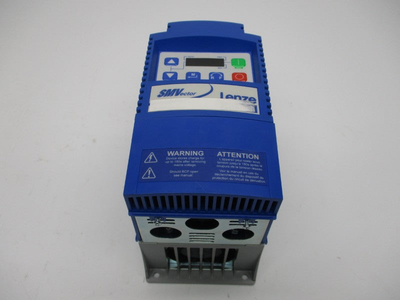 LENZE ESV402N04TXB 13469551 400/480V 10.6/0.3A NSMP