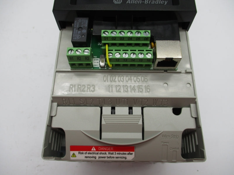 ALLEN BRADLEY 22A-V4P5N104 SER. A F/W 6.01 90-132VAC 18A NSMP