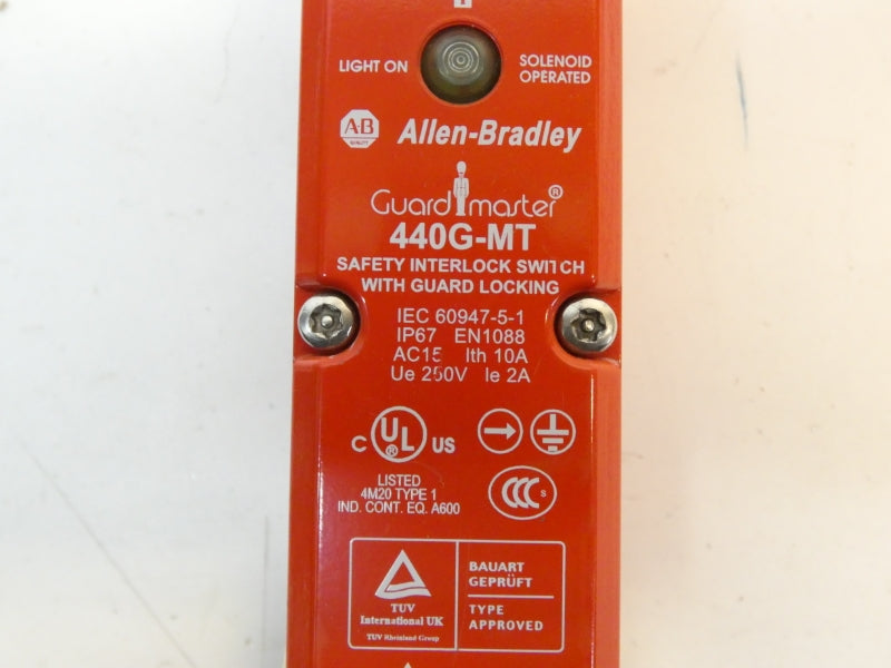 ALLEN BRADLEY 440G-MT47037 SER. A 24VAC/DC 10A UNMP