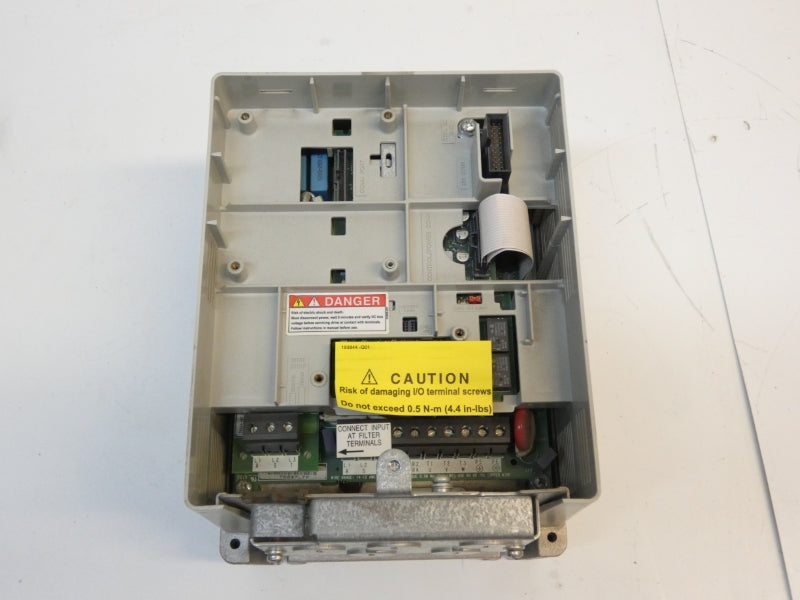 ALLEN BRADLEY 20AD2P1A0AYNANC0 SER. A F/W 2.003 432-528VAC 2.4A NSMP