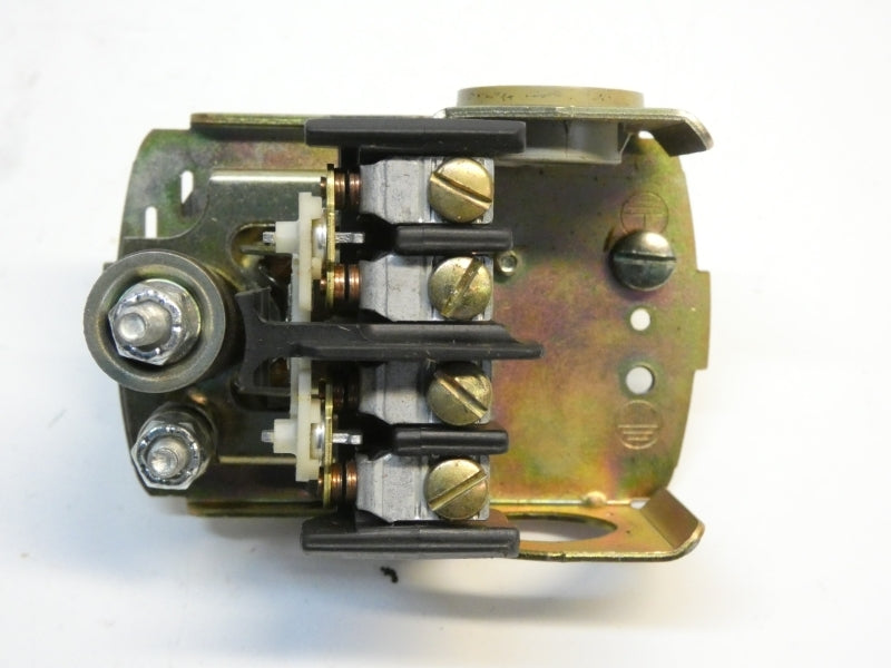 SQUARE D 9013FSG-9 SER. B 230V UNMP