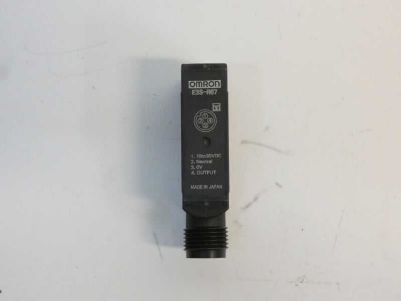 OMRON E3S-R67 10-30VDC NSMP