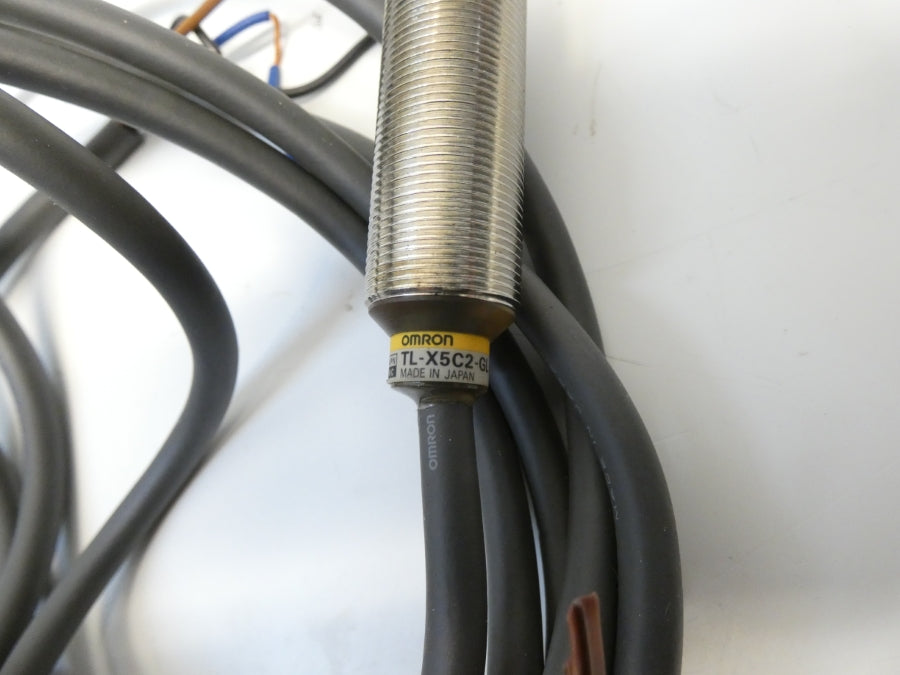 OMRON TL-X5C2-GL 12-24VDC 2M NSMP