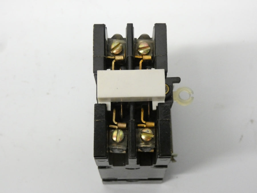 GENERAL ELECTRIC CR120X4D 300VAC 10A NSNP