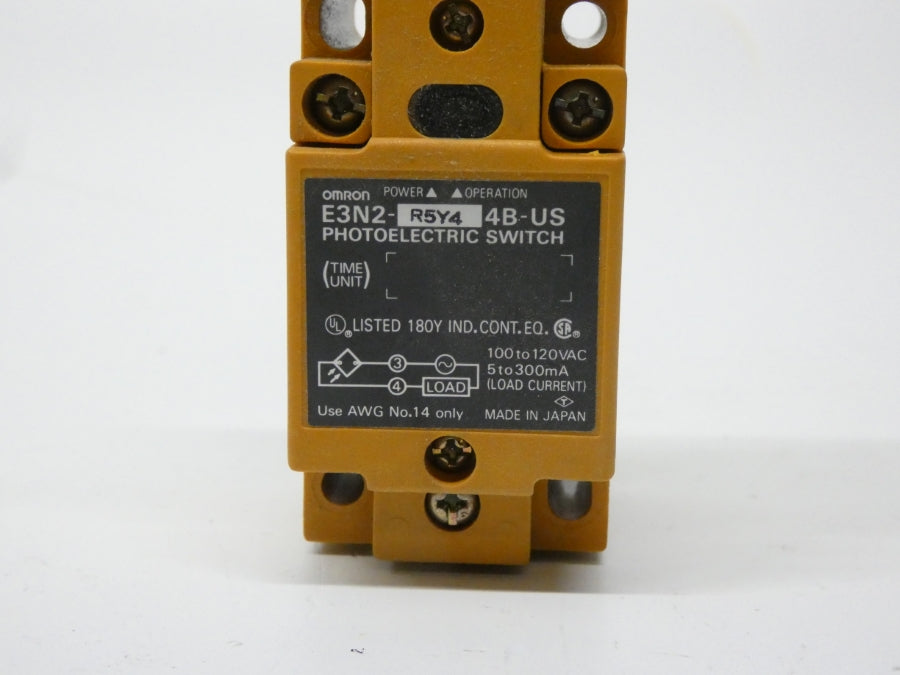OMRON E3N2-R5Y44B-US 100-120VAC NSMP