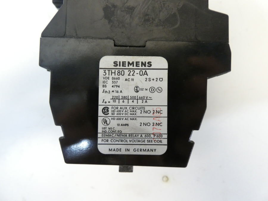 SIEMENS 3TH8022-0AF0 110-132V 10A NSNP