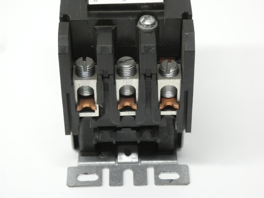 EATON C25FNF360 SER. A1 24V 60A UNMP