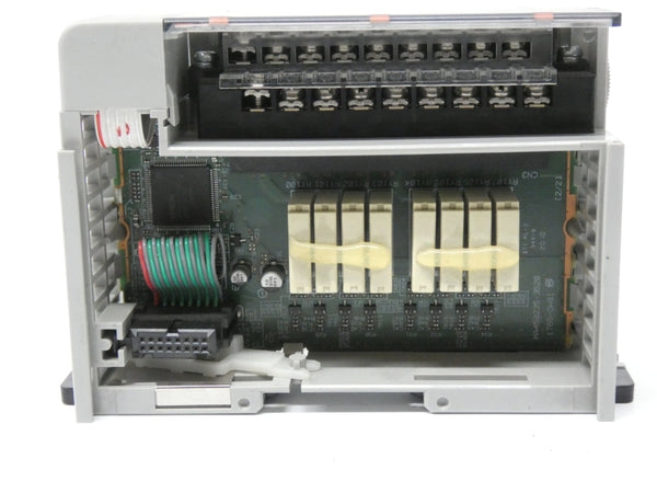 ALLEN BRADLEY 1769-OW8I SER. B F/W 3.1 VER. 03 24VDC 2.5A NSNP