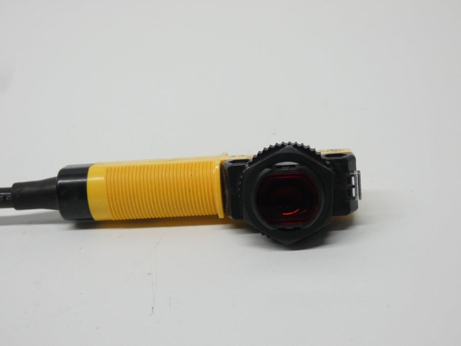 BANNER ENGINEERING QS18RPWRQ2 20-140VAC/DC NSNP