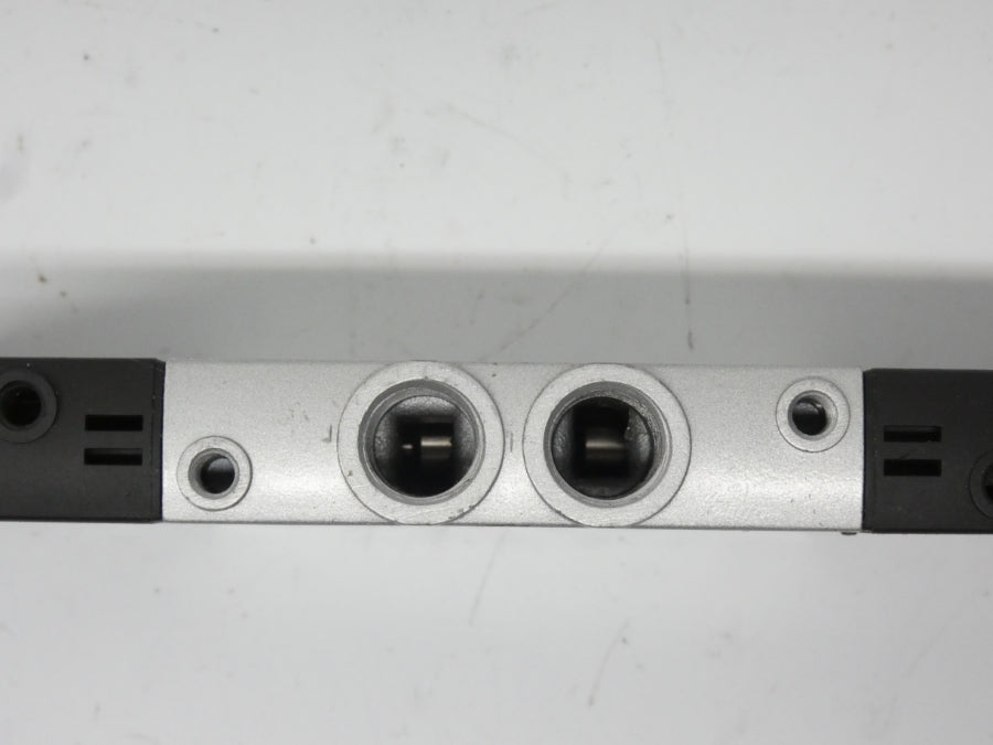 FESTO CPE18-M2H-5J-1/4 MSEB-3-110V 99-132VAC UNMP