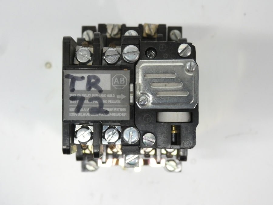 INDUSTRIAL SPARE PART 700-N200A1 700-NT SER. C 110-120V (AS PICTURED) UNMP