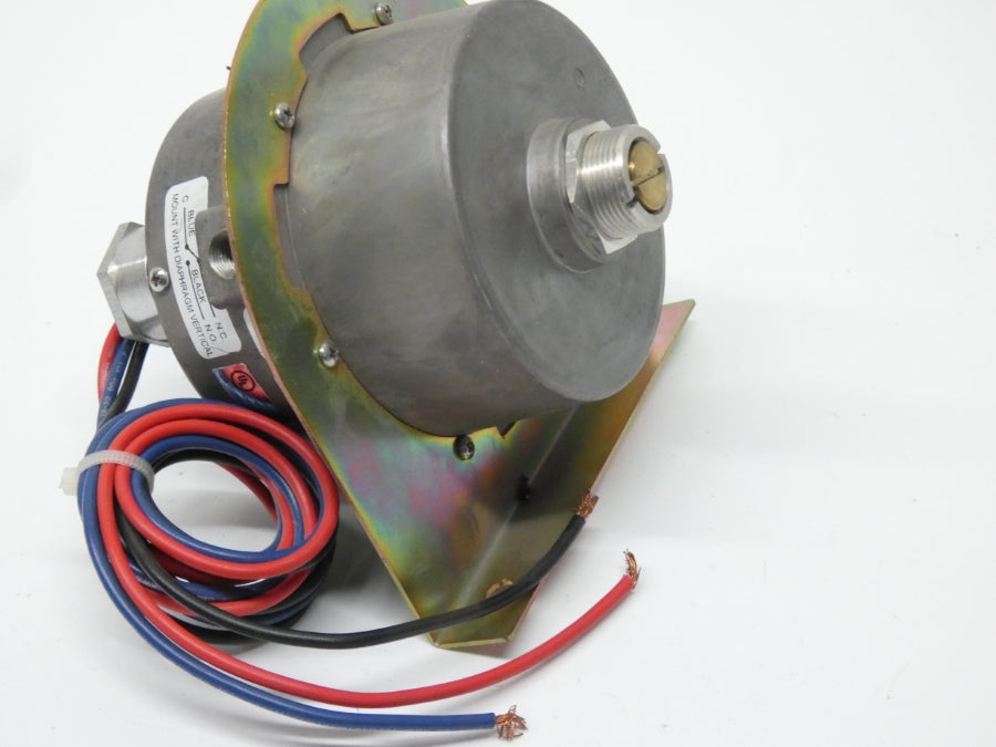 BEC CONTROLS A902-1P-B1B4-82 120098 125VAC 10A 0.05-.50" NSNP
