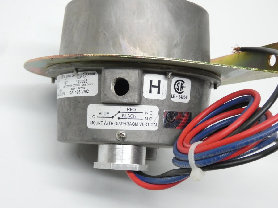 BEC CONTROLS A902-1P-B1B4-82 120098 125VAC 10A 0.05-.50" NSNP