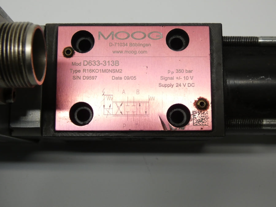 MOOG D633-313B R16KO1M0NSM2 24VDC UNMP