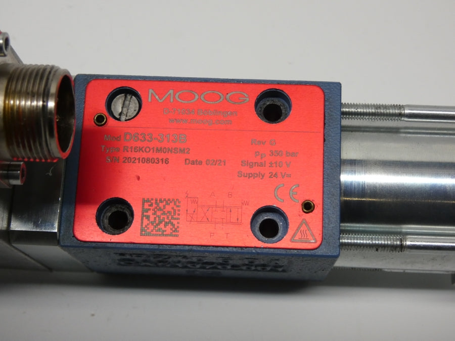 MOOG D633-313B R16KO1M0NSM2 REV. G 24VDC UNMP