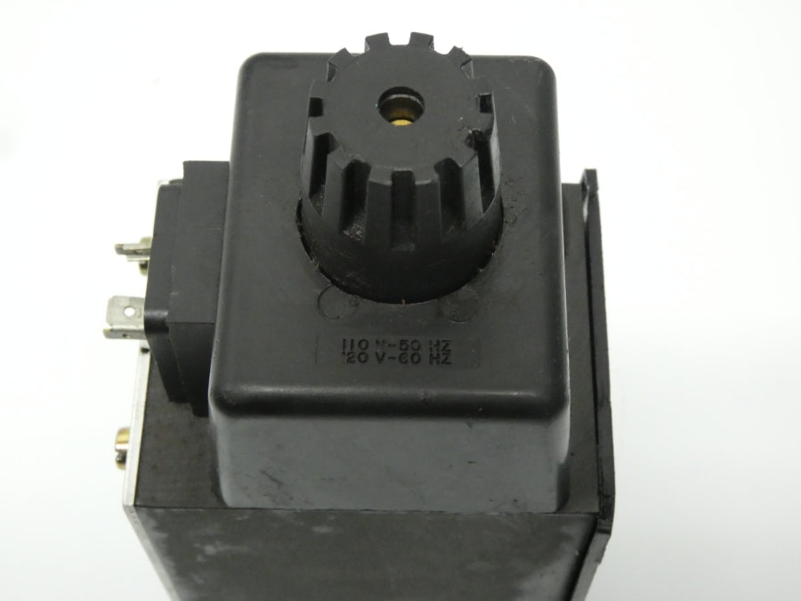 PARKER D3W4CNYW32 110-120V 0.72-0.80A 5000PSI UNMP