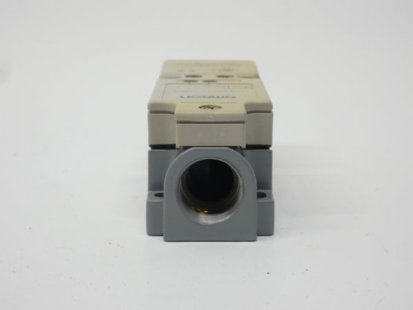 OMRON E2Q2-N30MF3-U 10-60VDC NSNP