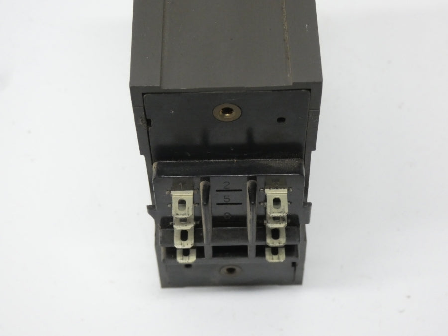 EAGLE SIGNAL DG105A3 120V 10A UNMP