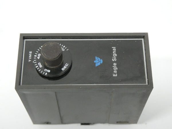 EAGLE SIGNAL DG105A3 120V 10A UNMP