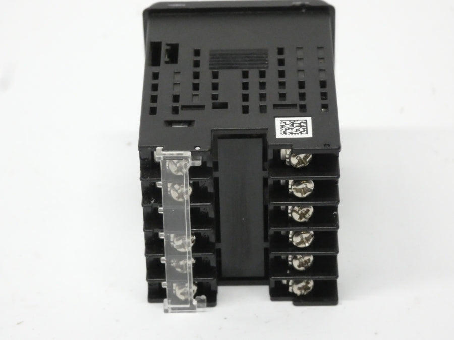 OMRON E5CC-RX3A5M-000 VER. 2.1 100-240VAC 2A NSNP