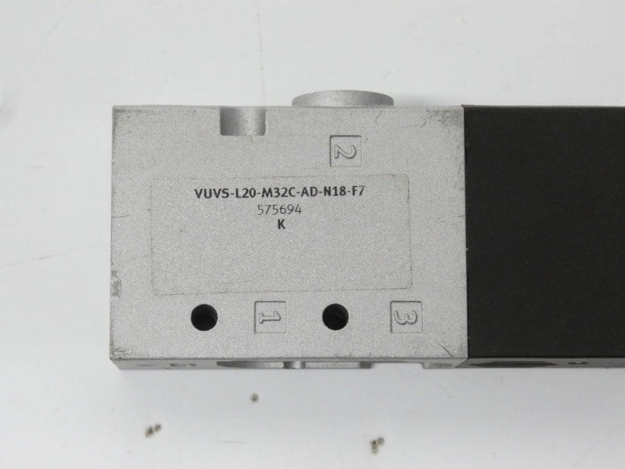 FESTO VUVS-L20-M32C-AD-N18-F7 575694 24VDC 36-145PSI NSNP