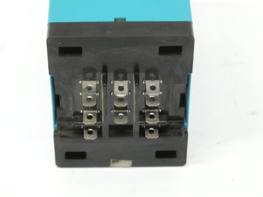IDEC RTE-BN1 120VAC 10A 0-3S UNMP