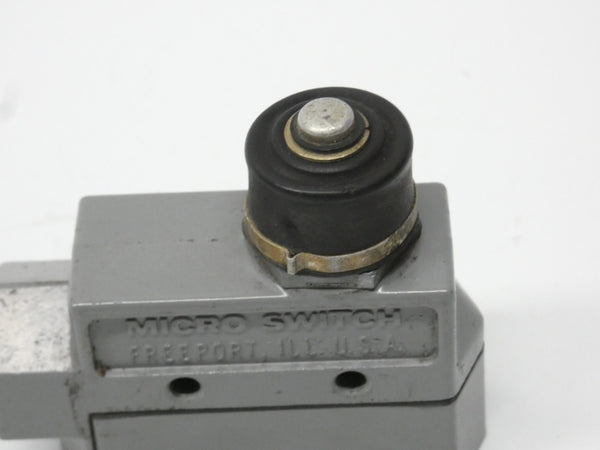 MICROSWITCH BZE6-2RN7 600VAC 15A (GREY) NSNP
