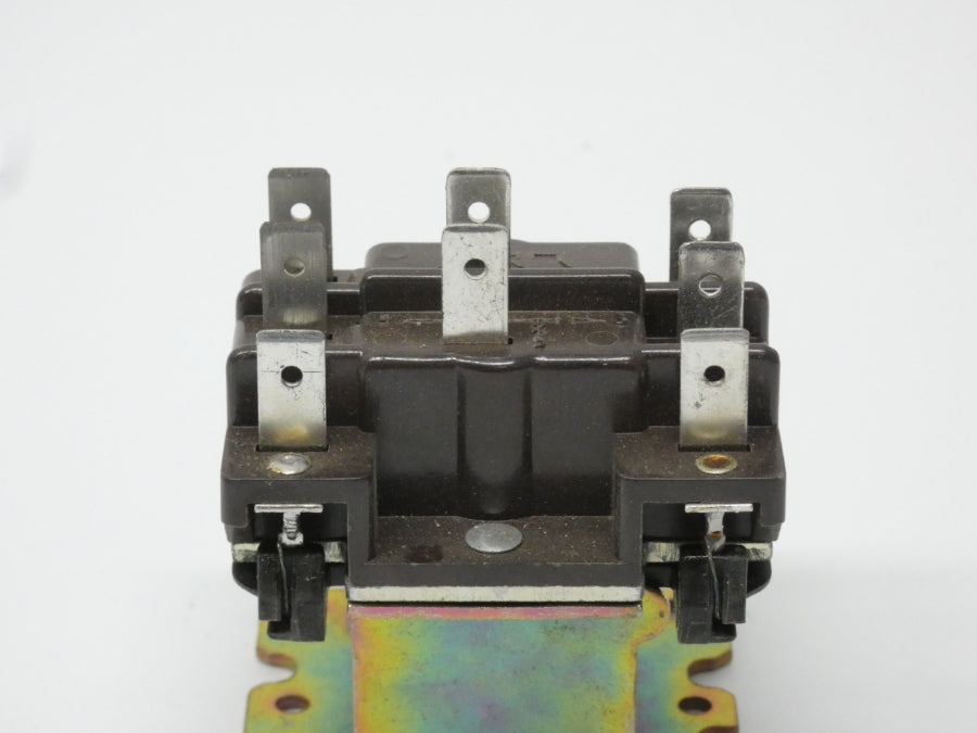 STEVECO W-R/RBM 90-342 208/240VAC 12A NSMP