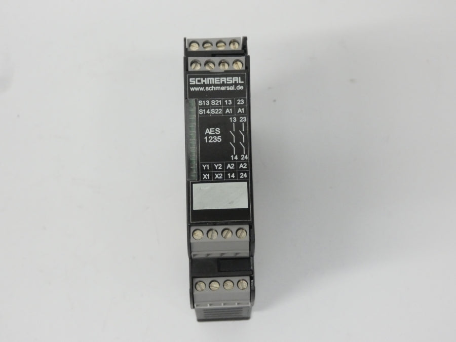 SCHMERSAL AES1235 1170049 230V 3A NSNP