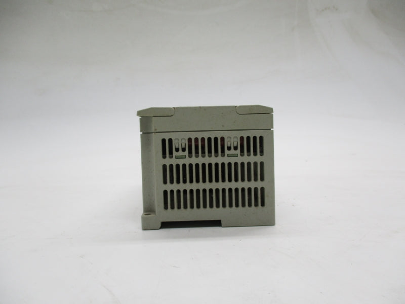 ALLEN BRADLEY 1761-L32AWA SER. E F/W 1.0 240V UNMP