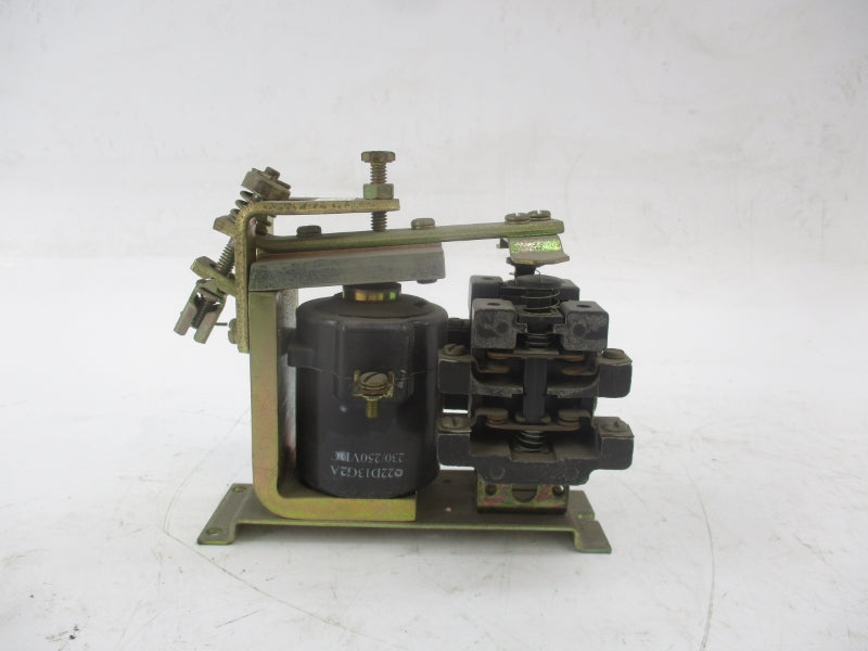 GENERAL ELECTRIC IC2820-A100BR202K 230/250VDC 10A NSNP