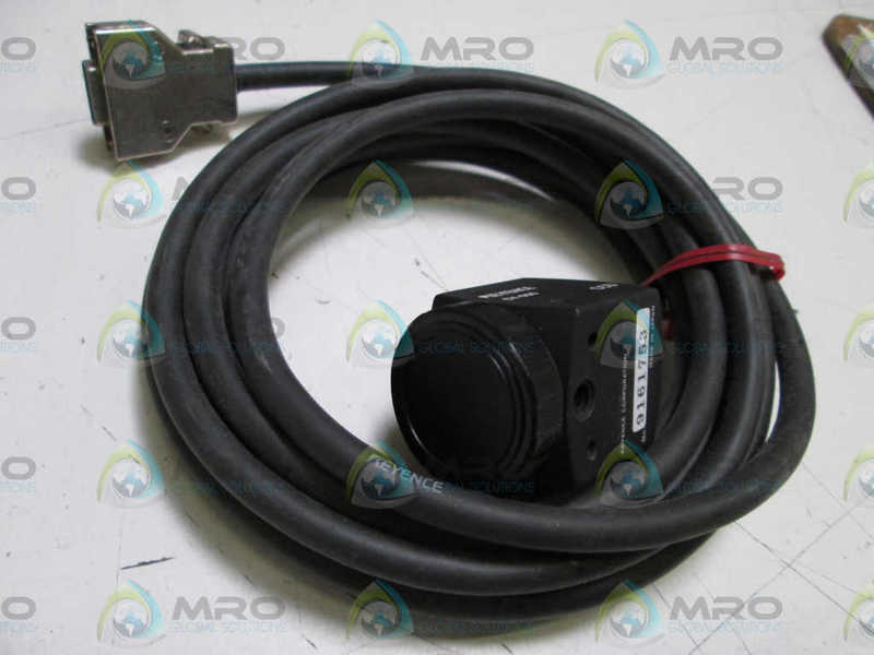 KEYENCE CAMERA CCD VISION SYSTEM 3M CABLE CV-050 NSNP