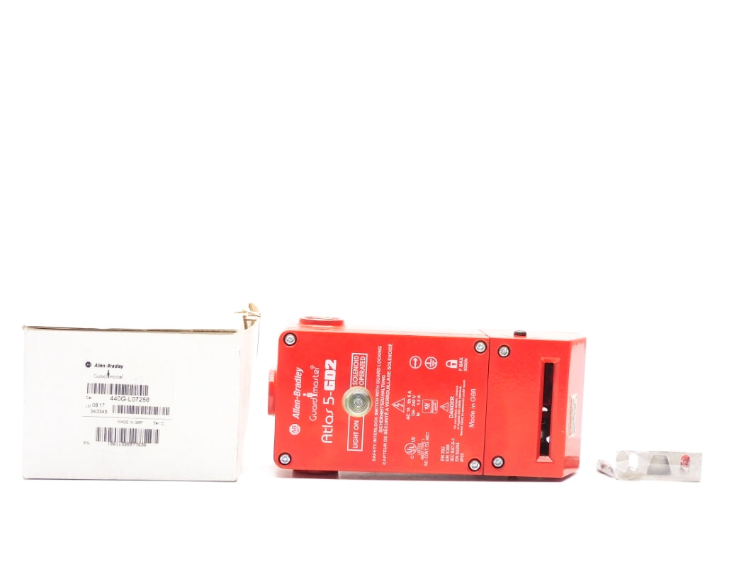 ALLEN BRADLEY 440G-L07258 SER. C 24V (WH) NSMP