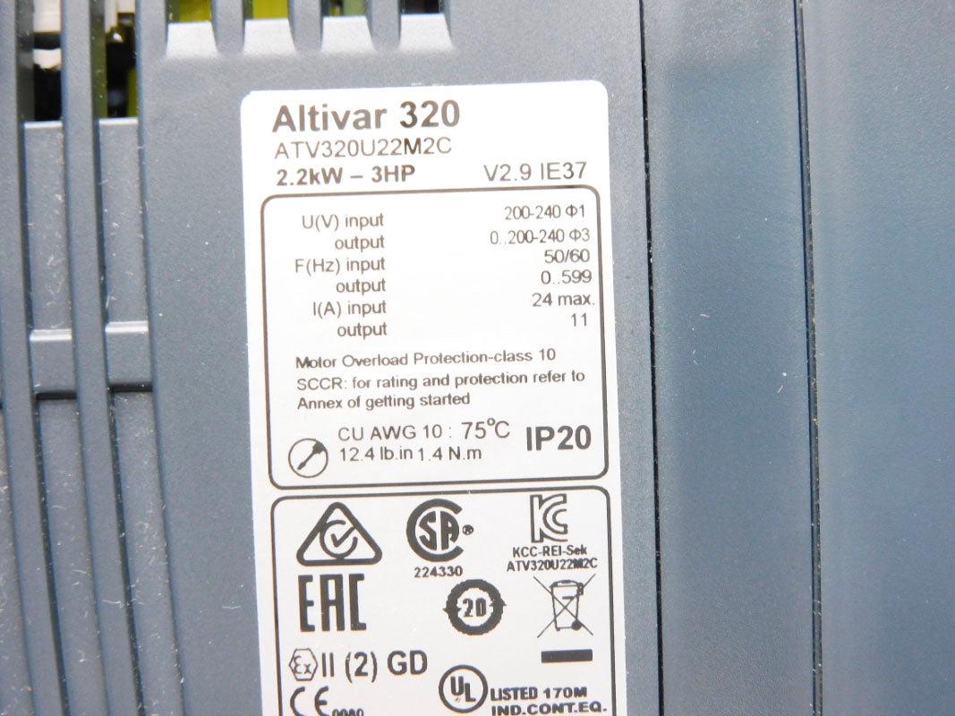 SCHNEIDER ELECTRIC ATV320U22M2C 200-240V 24A NSMP