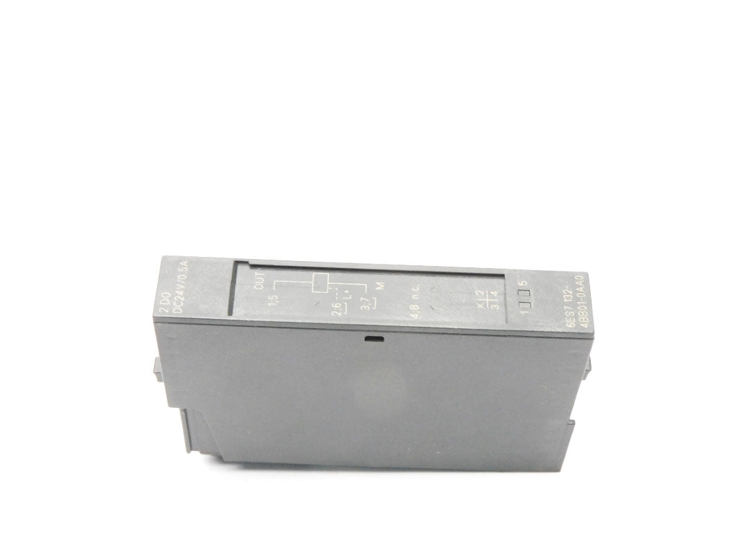 SIEMENS 6ES7132-4BB01-0AA0 24VDC 0.5A NSNP
